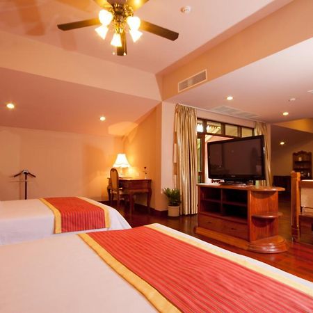 Angkor Era Hotel Siem Reap Exterior photo