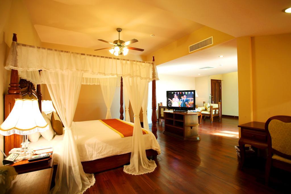 Angkor Era Hotel Siem Reap Exterior photo